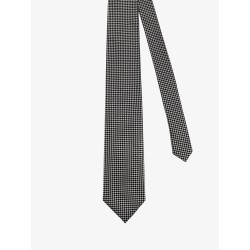 Silk tie