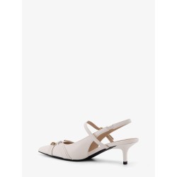 Gloria 18 leather pump with metal lettering detail