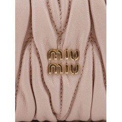 Matelassé leather handbag