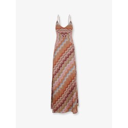 Long viscose dress with chevron pattern