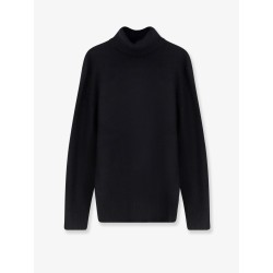 Cashmere turtleneck