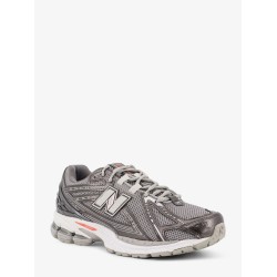 1060R mesh sneakers with leather inserts