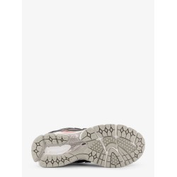 1060R mesh sneakers with leather inserts