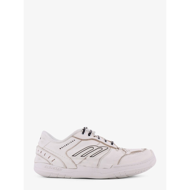 Hamptons Worn-Out leather low-top sneakers