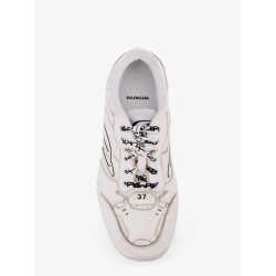 Hamptons Worn-Out leather low-top sneakers
