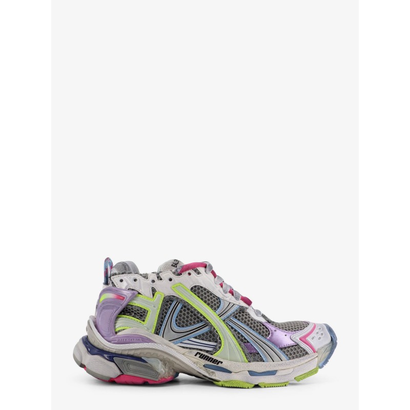 Runner low-top mesh sneakers