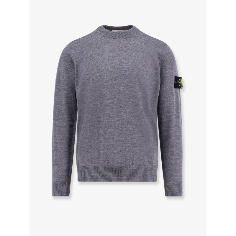 Certified virgin wool sweater
