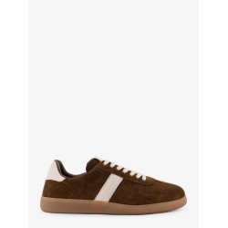 Low-top suede sneakers