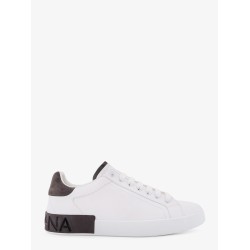 Low-top leather sneakers