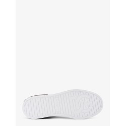 Low-top leather sneakers