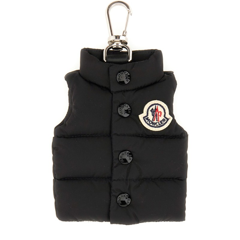 KEYCHAIN IN THE SHAPE OF A VEST