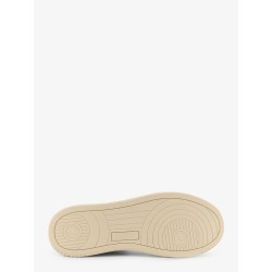 Medalist leather sneakers