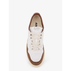 Medalist leather sneakers