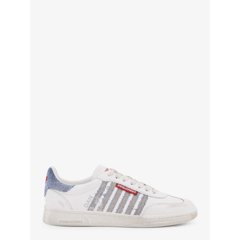 Low-top leather sneakers with denim profiles