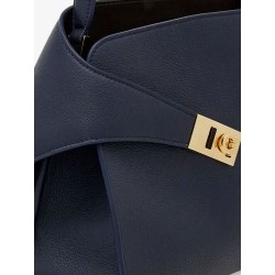 Hug leather shoulder bag