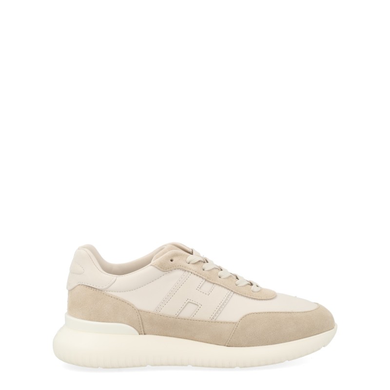 "INTERACTIVE³" SNEAKER