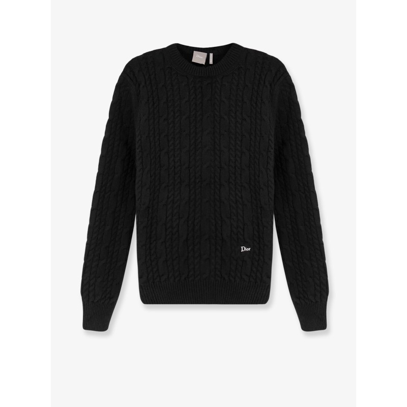 Cable-knit cashmere sweater