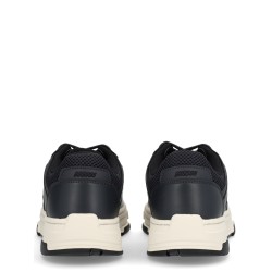 SNEAKER WITH MESH DETAILS