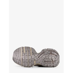 3XL low-top mesh sneakers