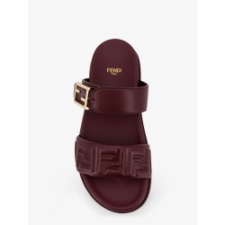 Fendi Feel low leather sandals