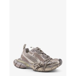 3XL low-top mesh sneakers