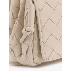 Notturno Pouch with shoulder strap