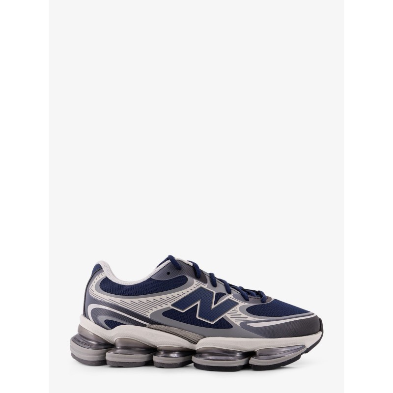 20001 nylon sneakers with logo on the side