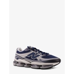 20001 nylon sneakers with logo on the side