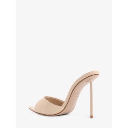 Bella patent leather sandals