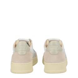 "MEDALIST LOW" SNEAKER