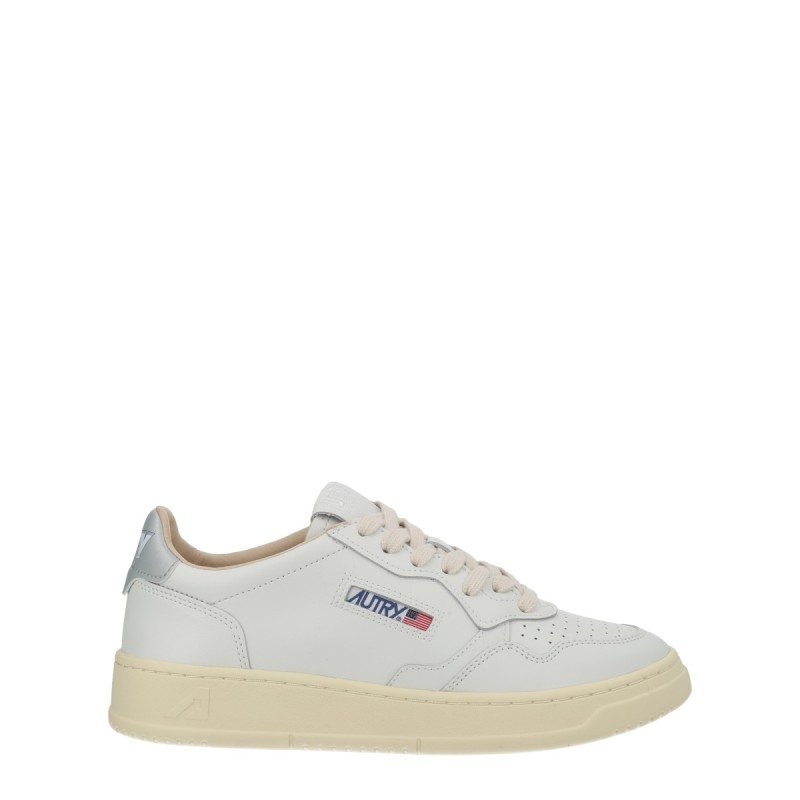 "MEDALIST LOW" SNEAKER