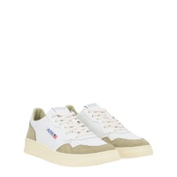"MEDALIST LOW" SNEAKER