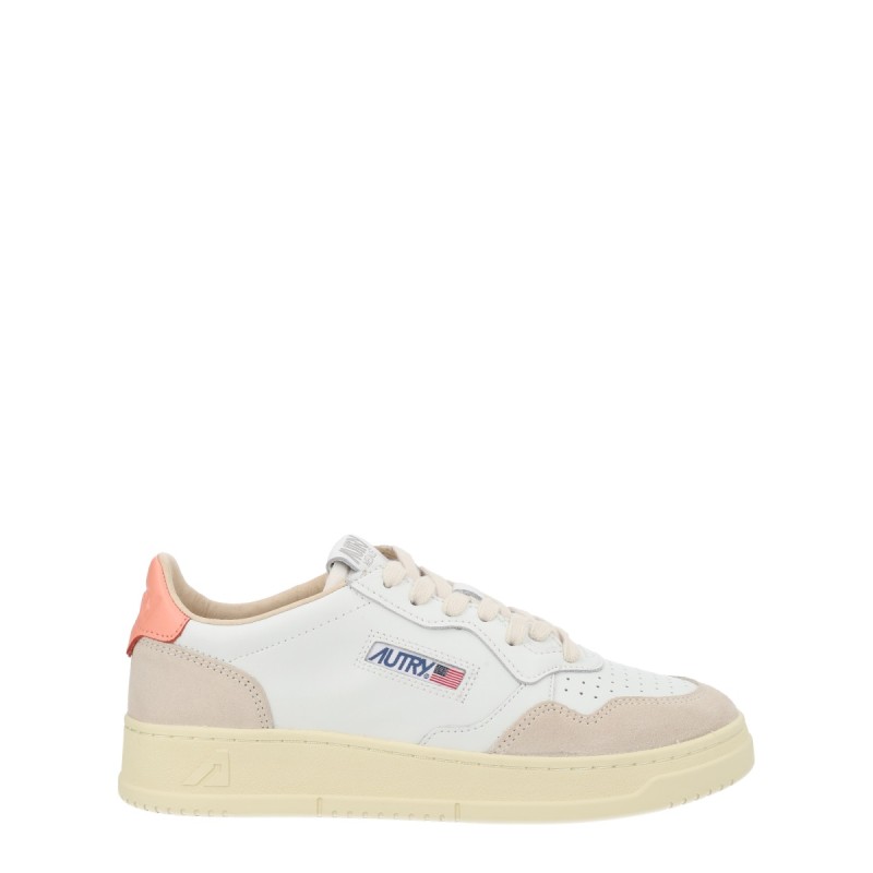 "MEDALIST LOW" SNEAKER