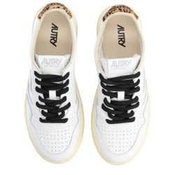 "MEDALIST LOW" SNEAKER