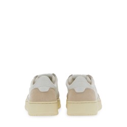 SNEAKER MEDALIST LOW