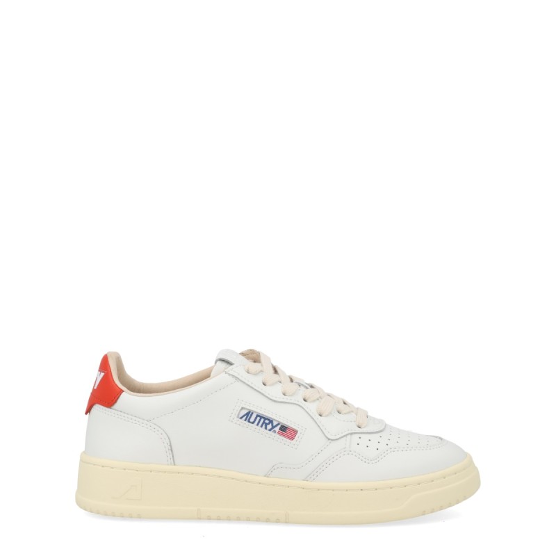 "MEDALIST LOW" SNEAKER