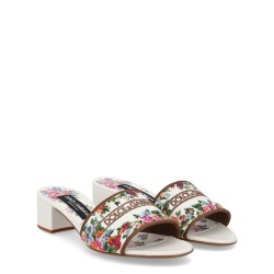 SANDAL WITH EMBROIDERY