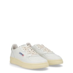 "MEDALIST LOW" SNEAKER