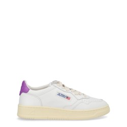 "MEDALIST LOW" SNEAKER