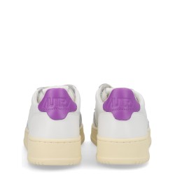 "MEDALIST LOW" SNEAKER