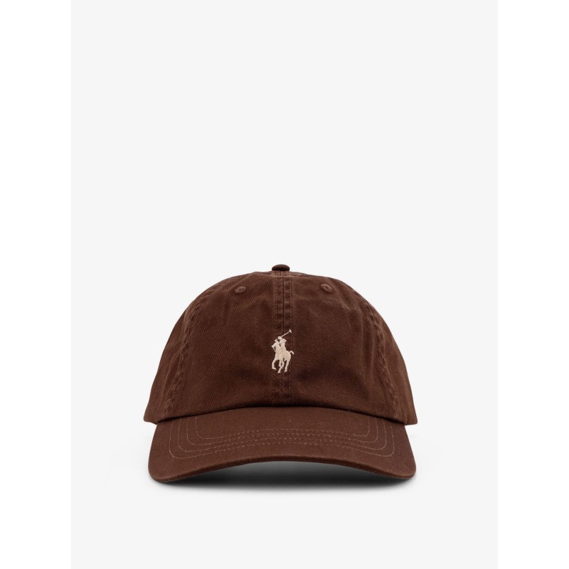 Cotton hat with embroidered logo on the front