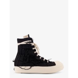 Destroyed effect denim sneakers