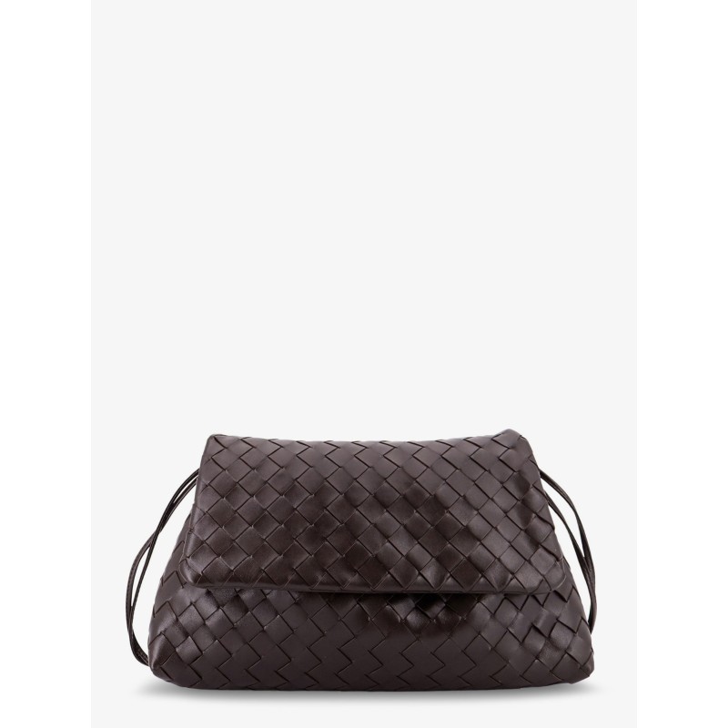 Leather shoulder bag with Intrecciato pattern