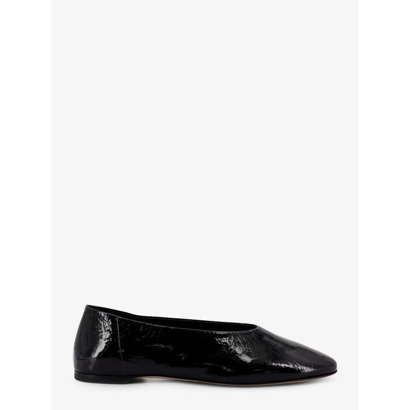 Patent leather ballerinas