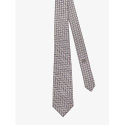 Silk tie