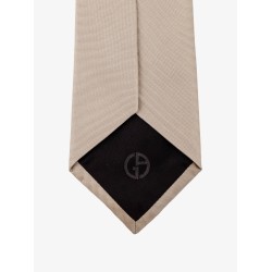 Silk tie