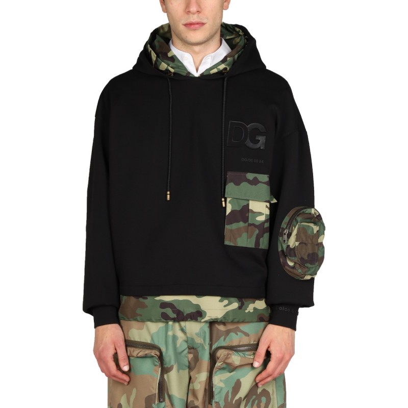 SWEATSHIRT WITH CAMO DETAILS