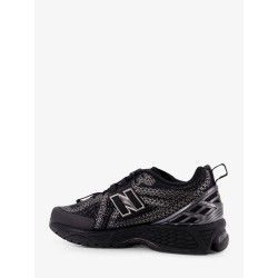 19068 technical fabric sneakers with logo on the side