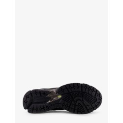 19068 technical fabric sneakers with logo on the side