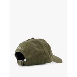 Cotton hat with embroidered logo on the front